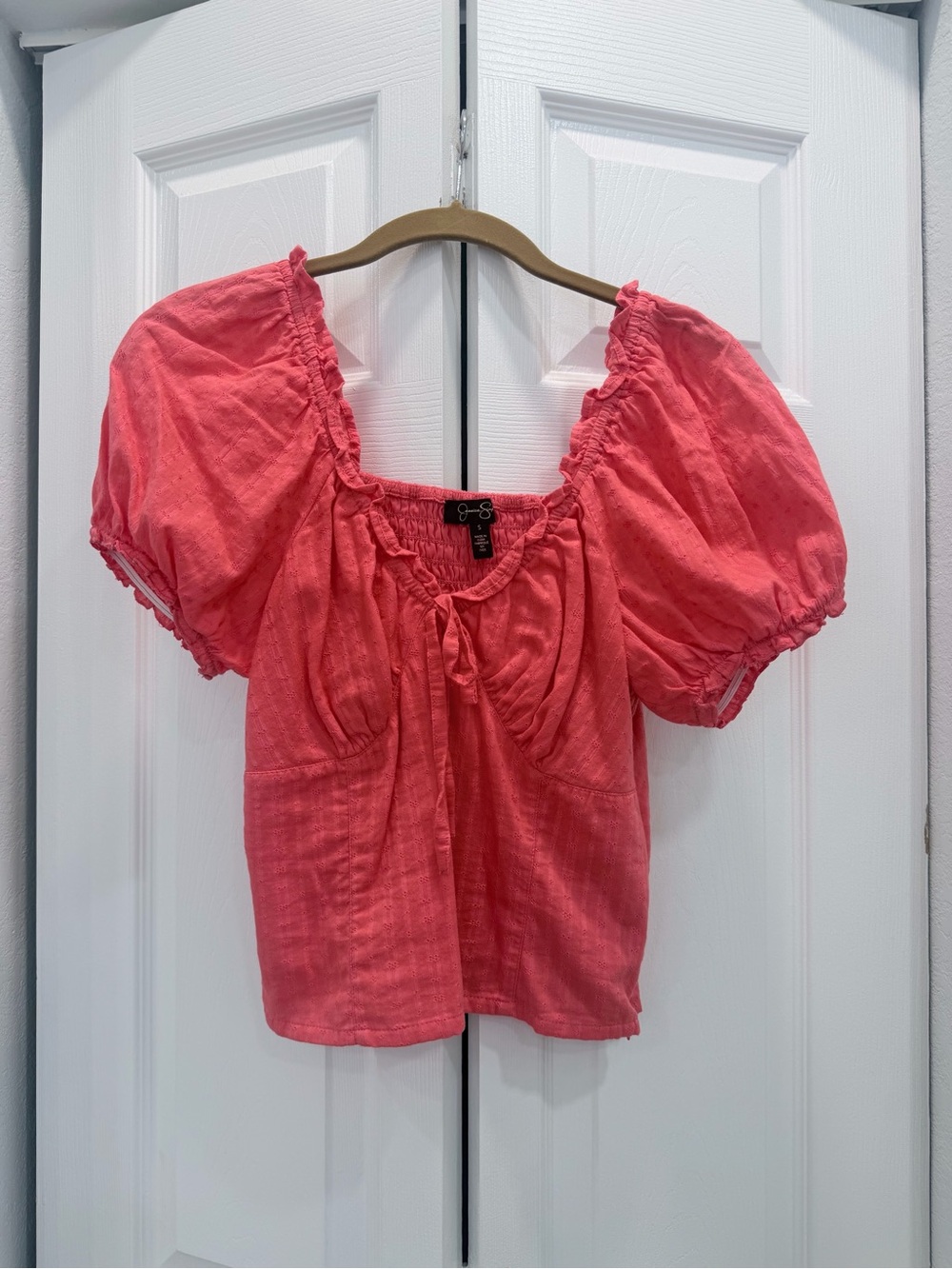 Jessica Simpson Coral Puff-Sleeve Peasant Blouse